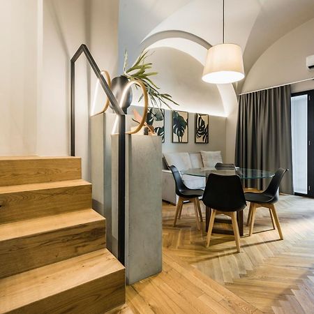 Ferrini Home - Piazza Trento Catánia Buitenkant foto